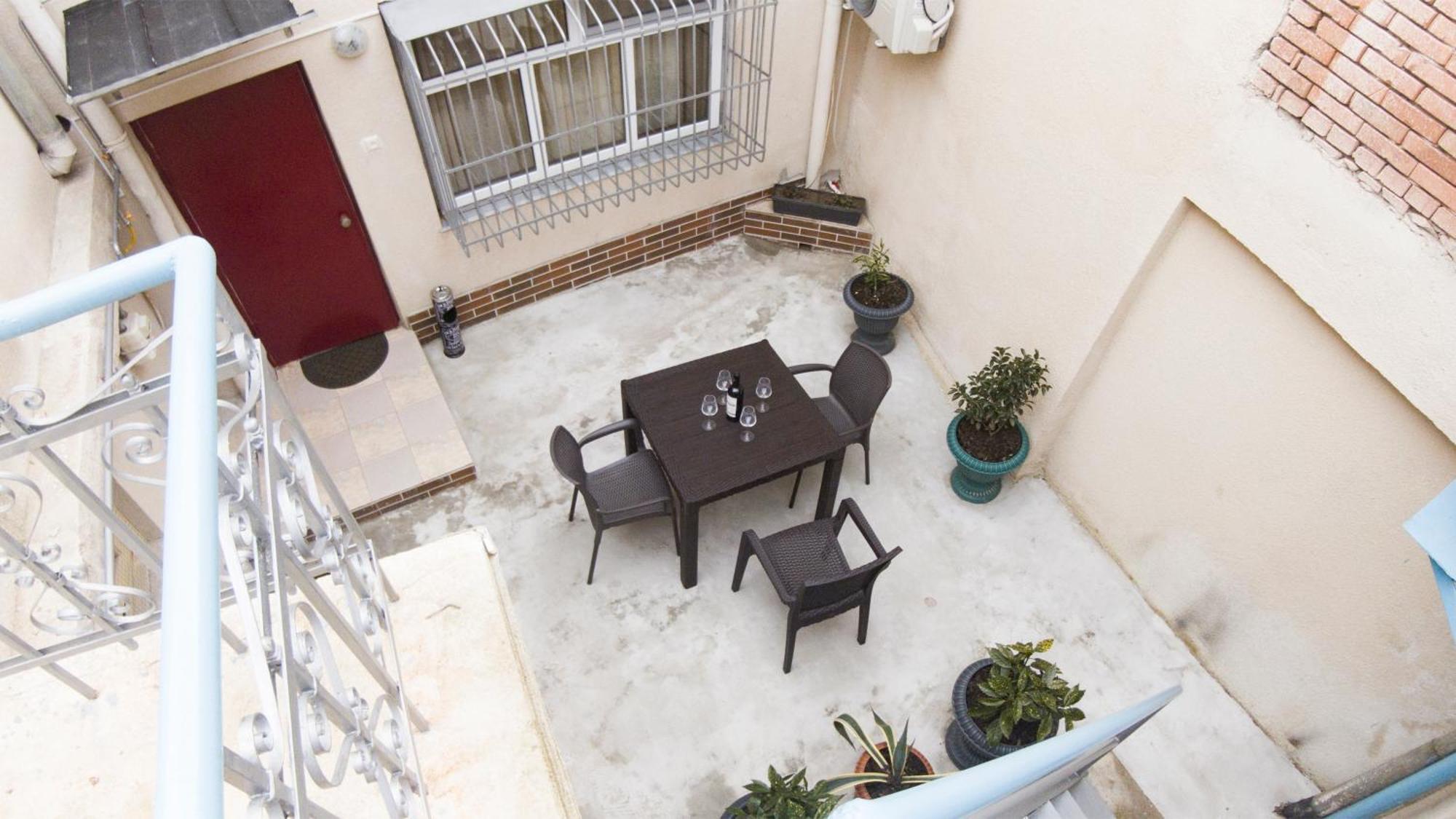 Babel Apartments Kutaissi Exterior foto